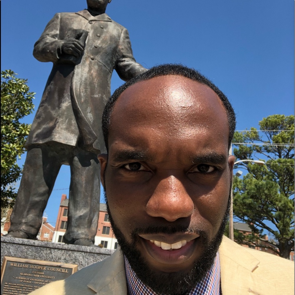 Meet your Posher, Larry